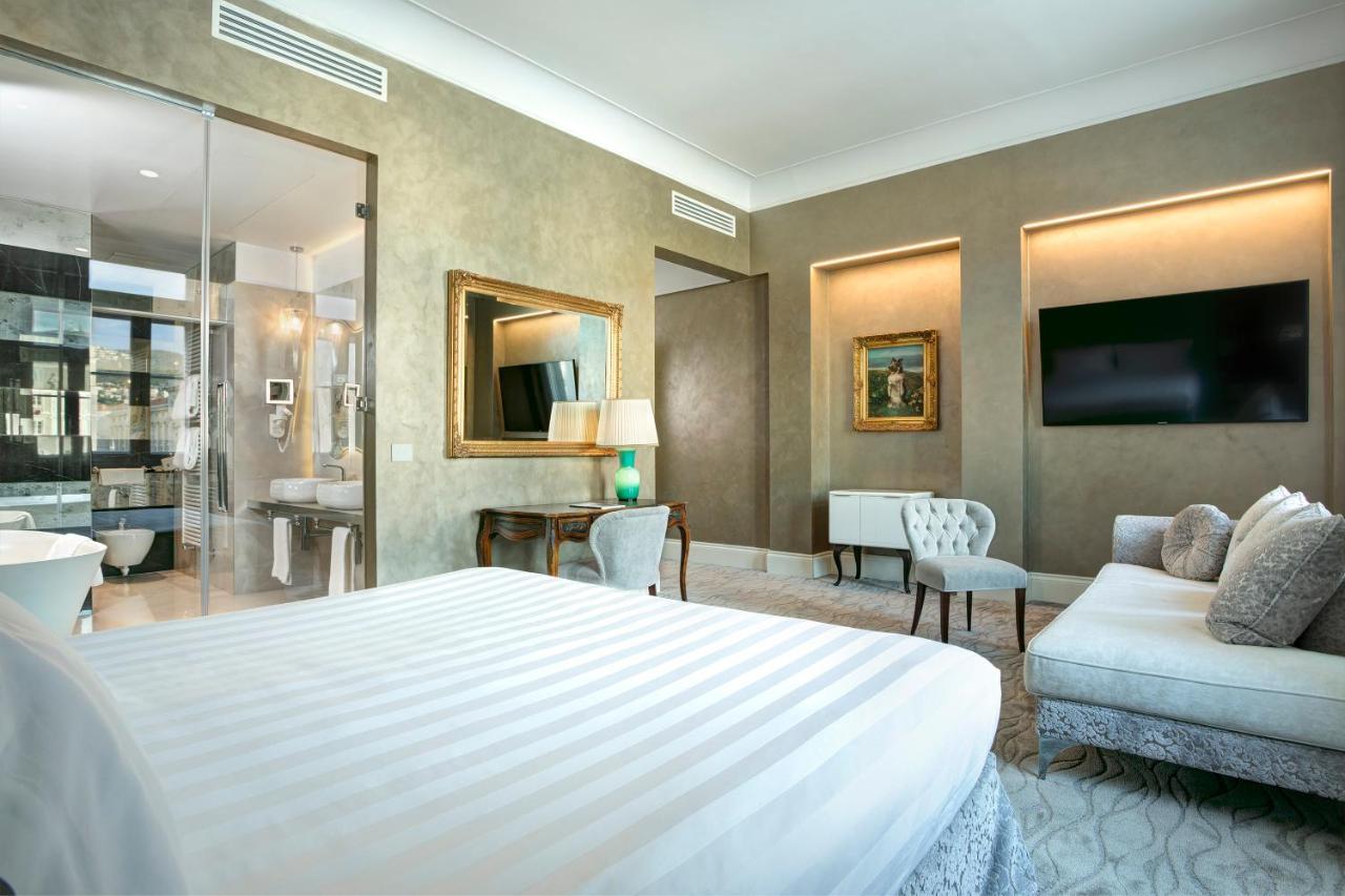 Suite Prestige with Square View,440197326:JPEG